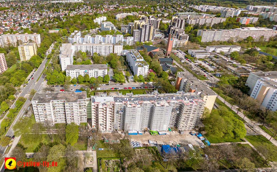 04.05.2023 - Luftbilder von der Fassadensanierung an der Kurt-Eisner-Straße in Neuperlach